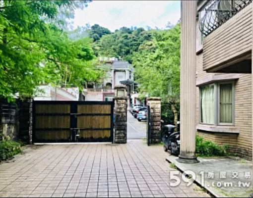 貳樓，自租免仲介費，入住北市別墅區！一房一廳一衛 - Image 4