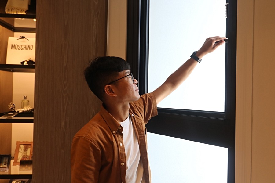 看我把車流聲阻隔掉