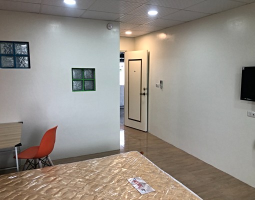 全新翻新生活便利出租套房 - Image 14