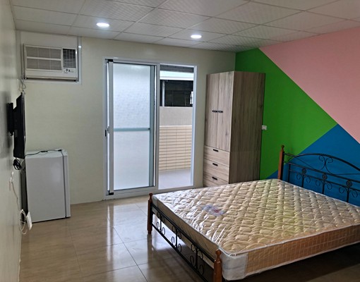 全新翻新生活便利出租套房 - Image 13