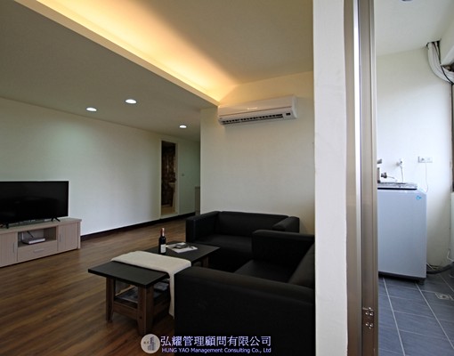 板橋捷運站~電梯裝潢家具家電精緻二房一廳 - Image 3
