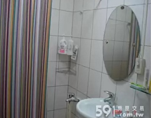 有租屋輔助.大廚房可開伙.機車可停室內.房間有窗戶沙發 - Image 6