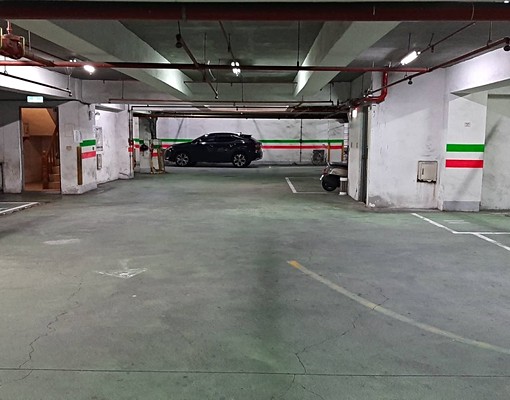 瑞光路-冠德馥園-坡平車位含管$4000 - Image 5