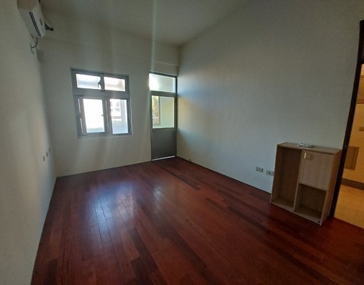 景觀大道透天4房/停車便利 - Image 3