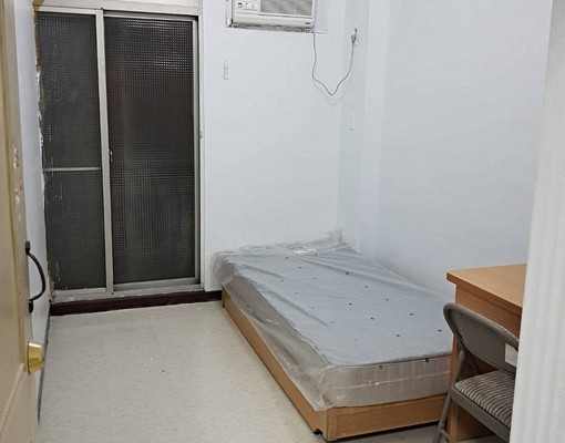 電梯無炊冷氣雅房+獨立陽台近南京三民路口 - Image 1
