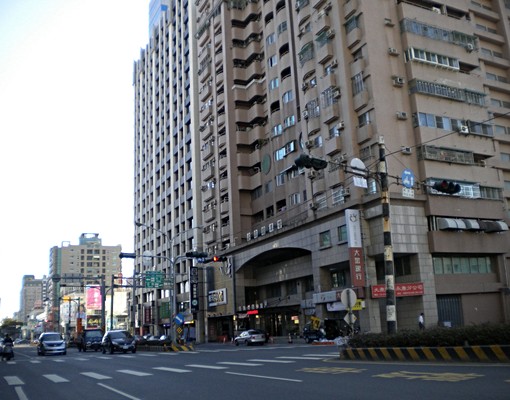 中華路家樂福套房 - Image 12