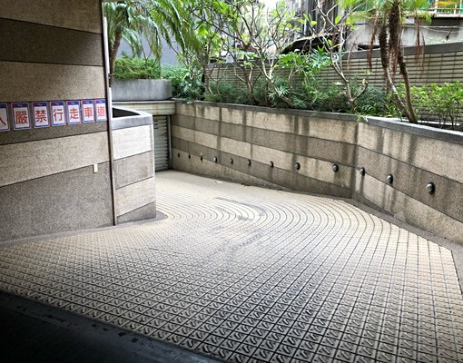 寧夏夜市、雙連捷運、馬偕醫院、機械車位 - Image 3