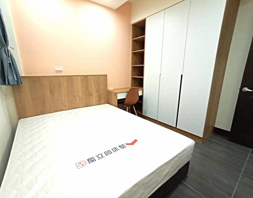 近遠百喜來登美兩房~傢俱家電齊全,衛浴開窗!台電計費近超市! - Image 5