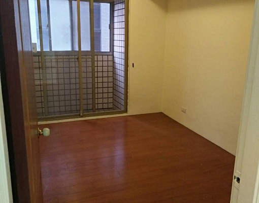 青海家樂福兩房(((三陽台喲)))浴室採光 - Image 3