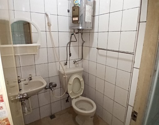 學園山莊/免爬樓梯/全區WiFi/近牛墟 - Image 5