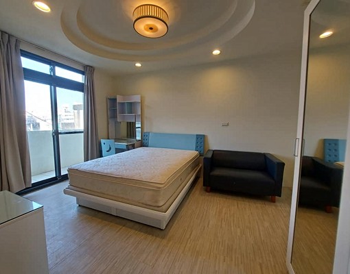 經絡一段～可租屋補助*維多利亞陽台洗衣機 - Image 4