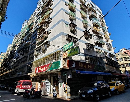 超級大套房+獨立門戶+台水台電計價,禁寵 - Image 3