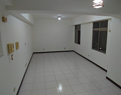 電梯大廈寧靜3樓獨立大套房 - Image 4