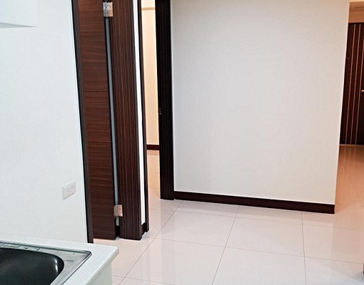 近中和遠東園區，有陽台對外窗新裝潢 - Image 6