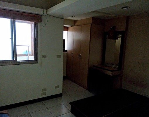 東區溫馨2+1房 - Image 3