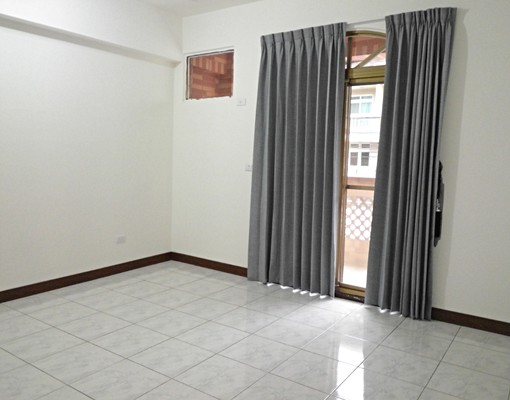 近交流道~工業區~員工宿舍透天四房出租B1-3樓 - Image 4