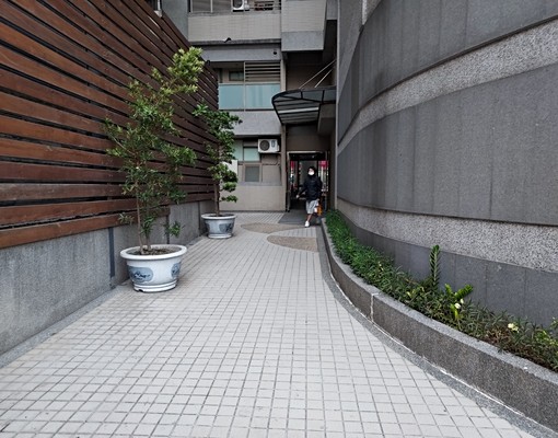 G6捷運旁1房1廳+夾層+家具電+大陽台#可租補 - 591租屋網 - Image 3