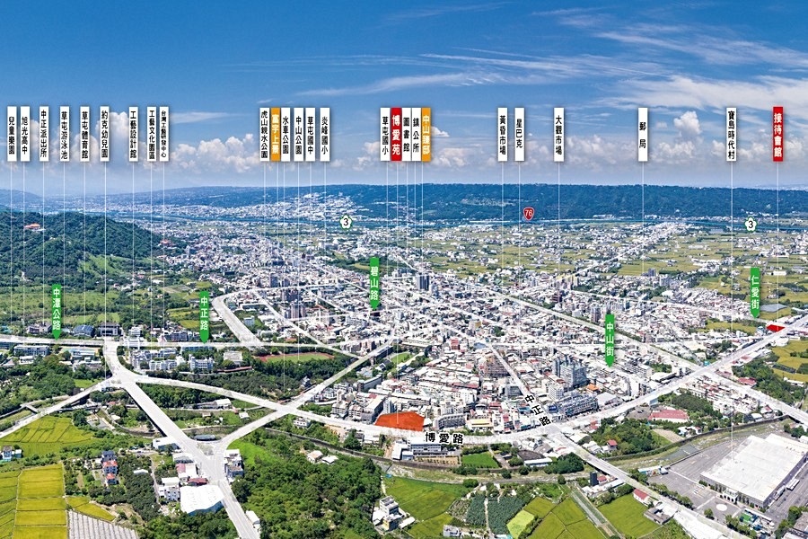 建案位於博愛路角地。