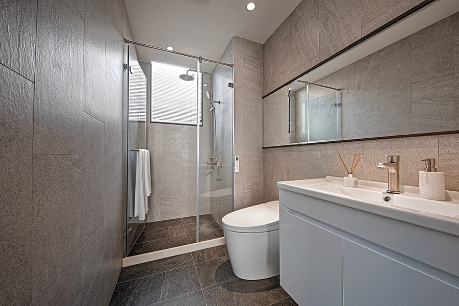 衛浴均有開窗,通風適居。