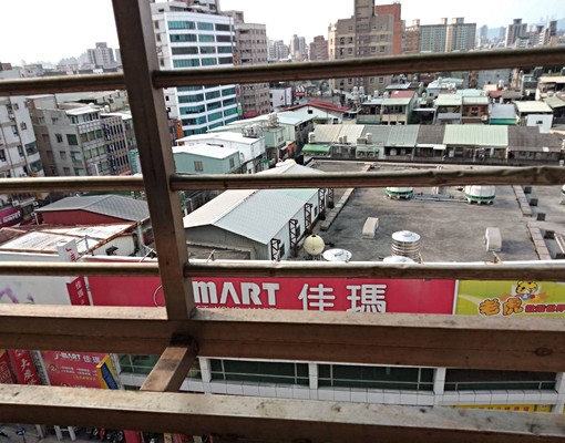 免费自強路一段10樓06電梯套6坪7仟8 - Image 15