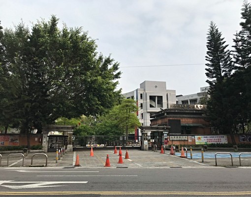 獨立陽台洗衣機傢俱近市區學區可租補 - Image 13
