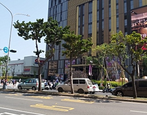 義享天地商圈可租車位 - Image 1