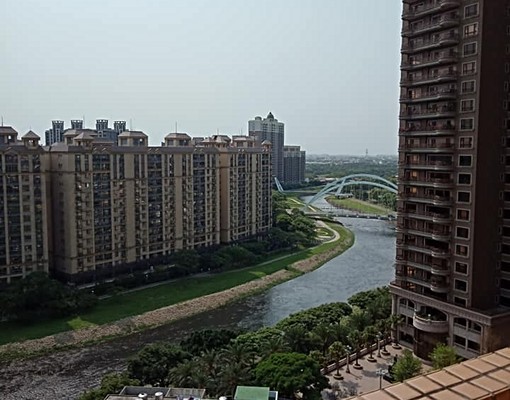 租★1+1房24H保全★面河安靜★長榮對面★中悅/特力家居旁 - Image 4