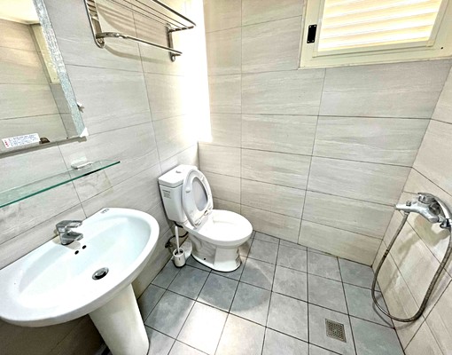 ☆全新電梯兩房☆陽台獨洗曬☆一層兩戶☆ - Image 4