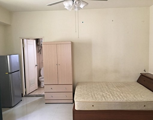 竹北家樂福旁近台元大套房彩光佳屋況有陽台 - Image 5
