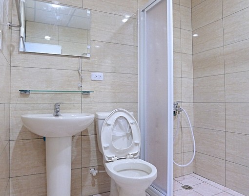 南崁市區全新套房,頂級家電,獨立洗衣機 - Image 4