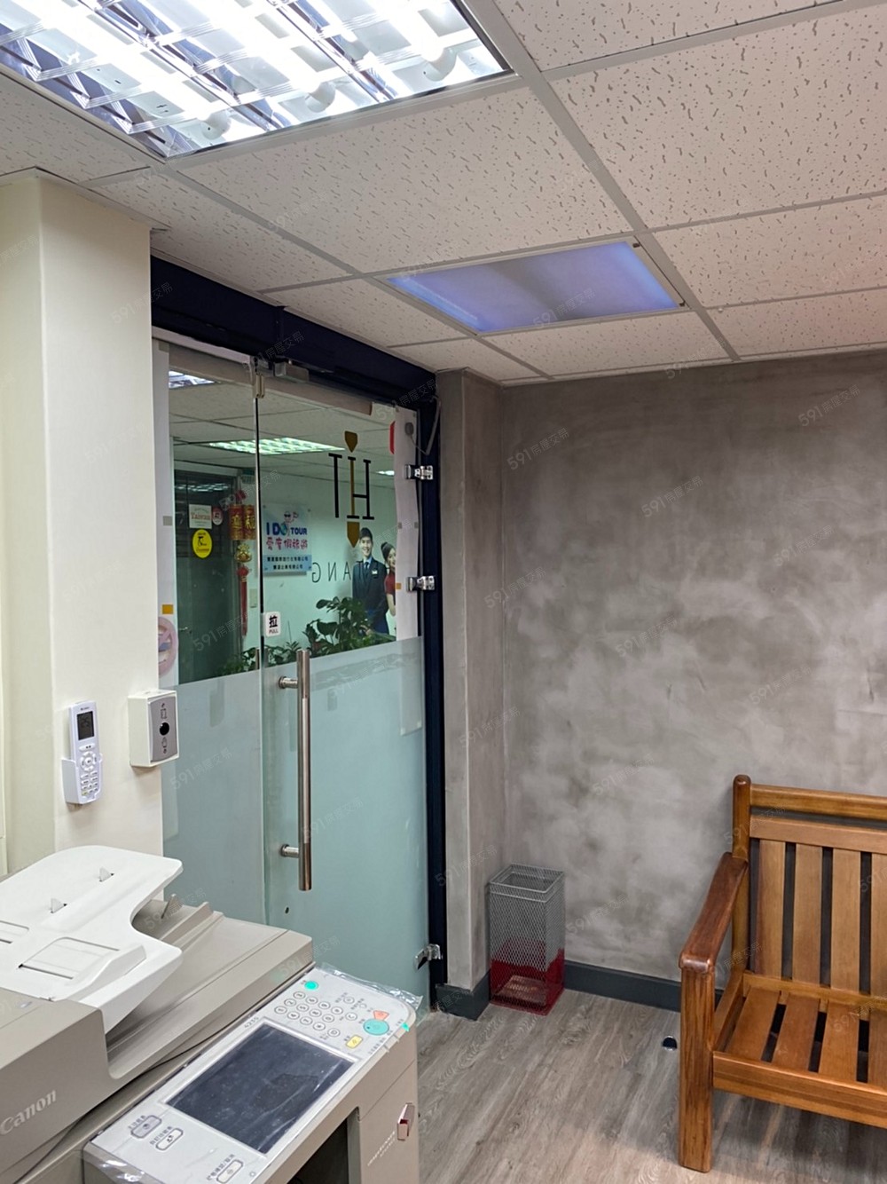 《紫外線殺菌燈》在大門.入口處