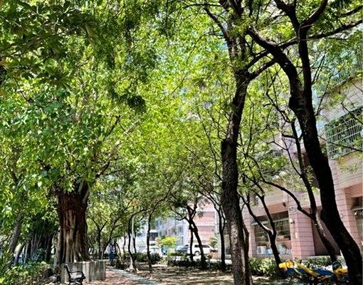 全新高級套房有露臺花園 - Image 3