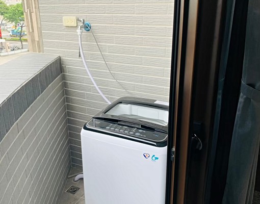 可租補.近捷運站.火車站.獨立陽台洗衣機.電梯.飲水機 - Image 5