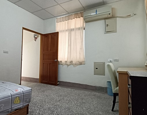 雅房出租近馬偕.清大.交大學區 - Image 2