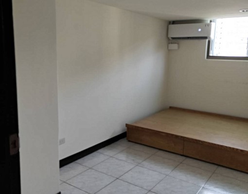 使用空間大裝潢二房 - Image 9