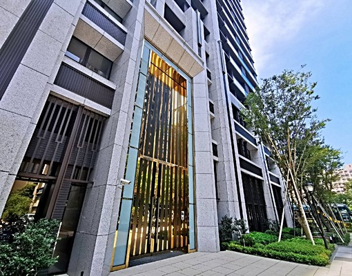 宏錦WOne海景裝潢美屋含B2大車位鄰家樂福麥當勞公車站 - Image 15