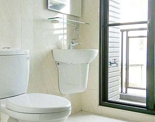 一中街中友百貨電梯獨洗大套房仲免 - Image 3