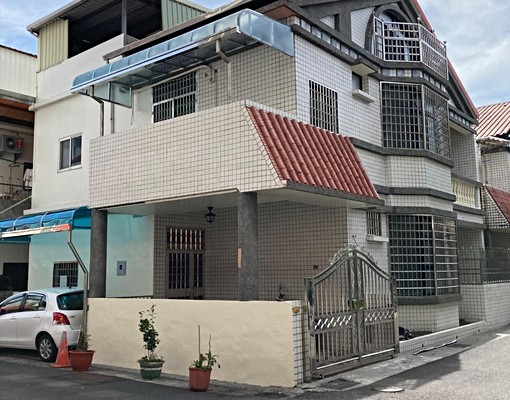 羅運旁獨棟別墅~車位2+1~優質住宅區~ - Image 14