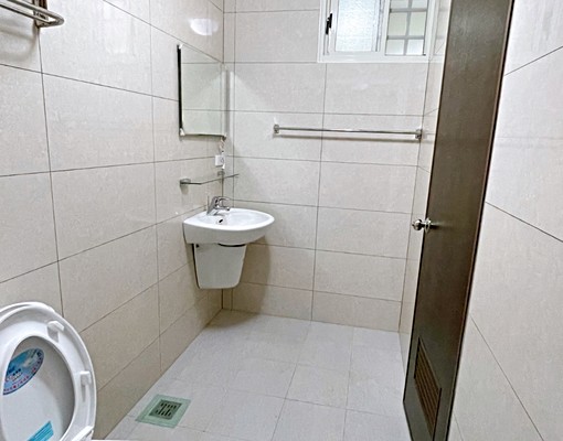 近民生路三民路口/格局方正/獨立大套房 - Image 5