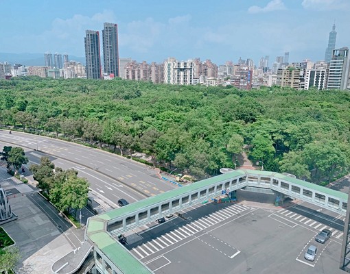 高樓層景觀/面森林公園/三房兩衛/住辦皆宜(租補可/短月租可 - Image 3
