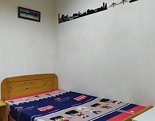 松山線三民站走路2分鐘京華城對面全家旁 - Image 1