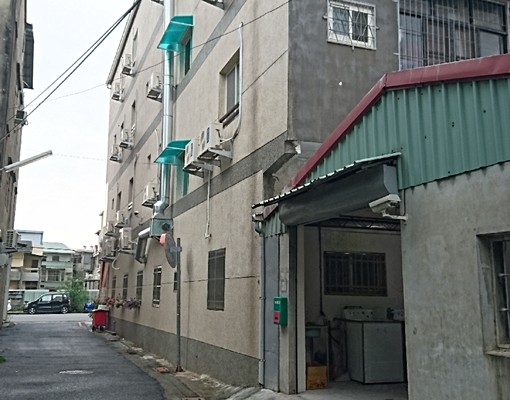 超值套房近市區、中興新村、高速公路 - Image 1