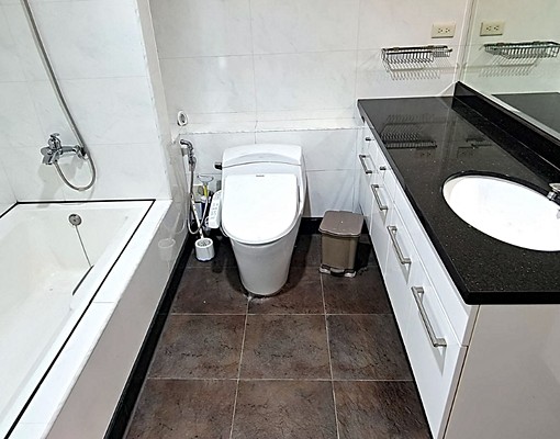 御品凝韻珍藏4房3衛浴雙主臥3陽台/近捷運有坡平車位 - Image 11