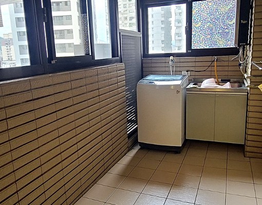 御品凝韻珍藏4房3衛浴雙主臥3陽台/近捷運有坡平車位 - 591租屋網 - Image 8