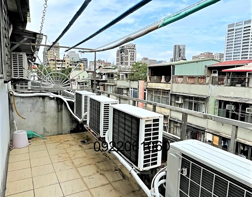 近南京復興捷運站套房限女性~可租補 - Image 6