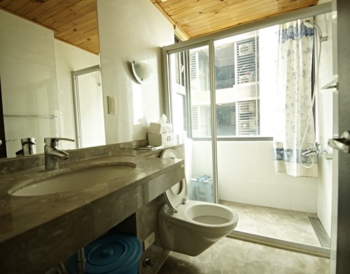 世紀凱悅正朝南面西屯路視野三房平車 - Image 8