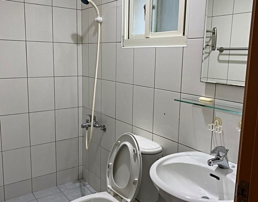 獨立套房~設備齊全、採光通風、生活機能佳 - Image 3