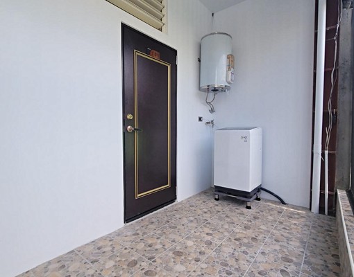 【★免仲介費★】家樂福中興商圈【2房小豪宅】【50吋電視】 - Image 7