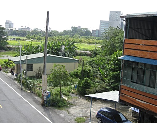 屏東大學.附5米陽台.近演藝廳.大坪數 - Image 9