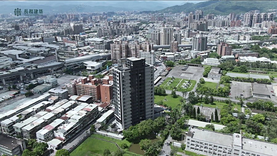 長群君臨實景圖